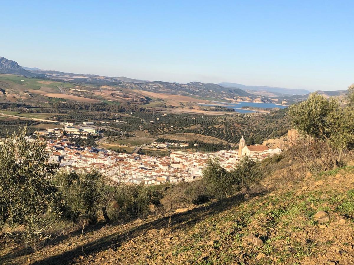 Studio Apartment In Ardales, Cerca El Caminito Del Rey Y Embalses Eksteriør bilde